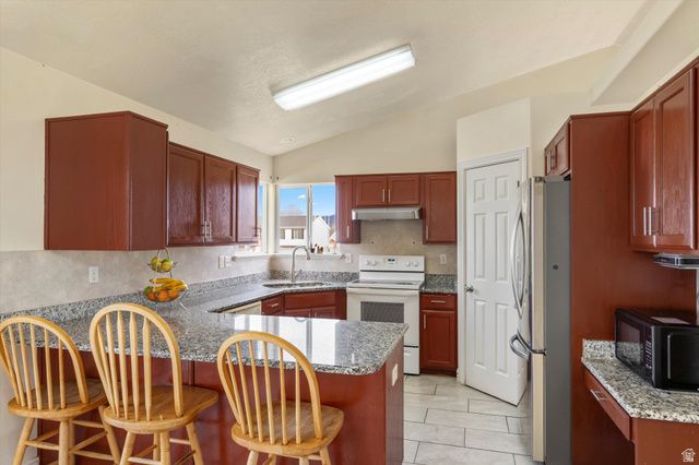 4024 W 4650 S, Roy, UT 84067