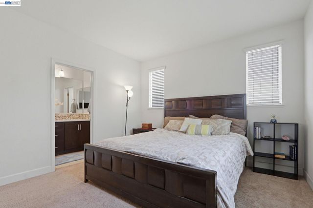 5659 DAYLILY ST, Newark, CA 94560