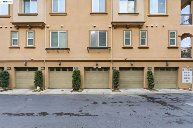 5659 DAYLILY ST, Newark, CA 94560