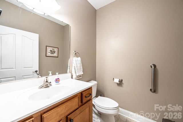 823 Wynnshire Drive C, Hickory, NC 28601