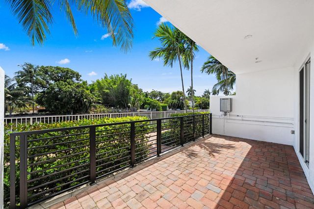 2900 NE 12th Terrace 25, Oakland Park, FL 33334