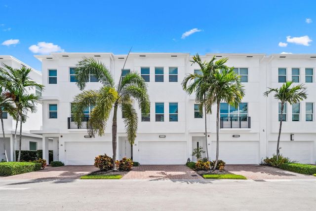 2900 NE 12th Terrace 25, Oakland Park, FL 33334
