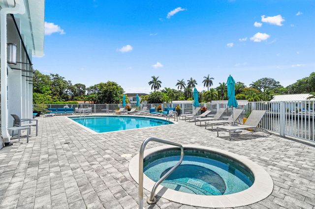 2900 NE 12th Terrace 25, Oakland Park, FL 33334