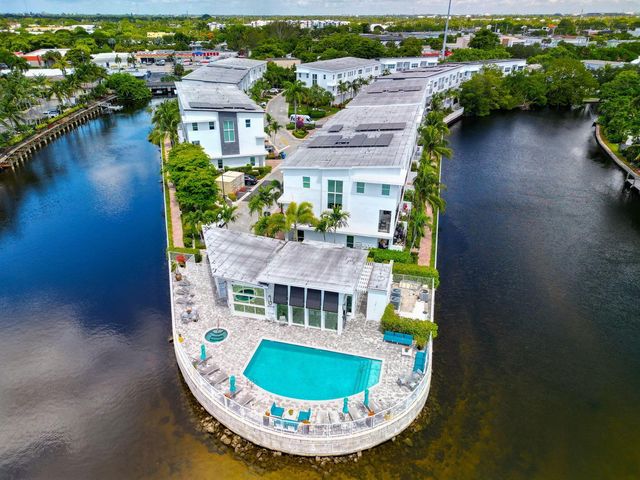 2900 NE 12th Terrace 25, Oakland Park, FL 33334