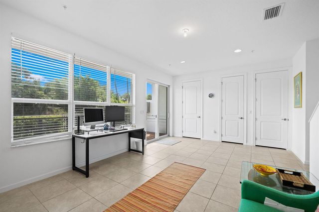 2900 NE 12th Terrace 25, Oakland Park, FL 33334