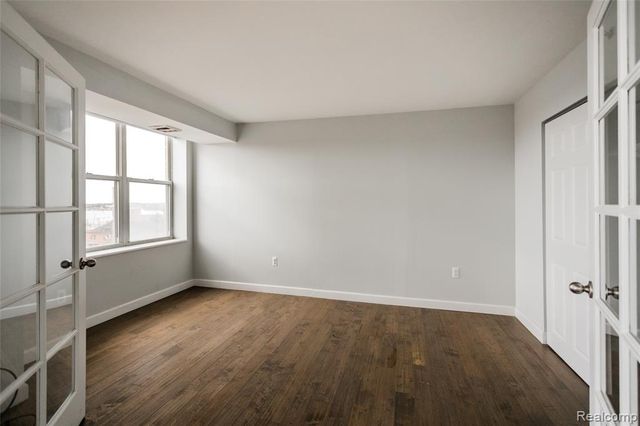 250 E Harbortown Drive 508, Detroit, MI 48207