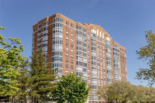 250 E Harbortown Drive 508, Detroit, MI 48207