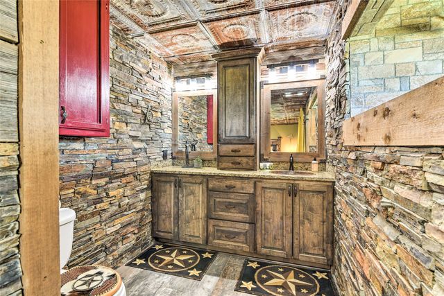 3112 Sunset School Road, Sunset, TX 76270