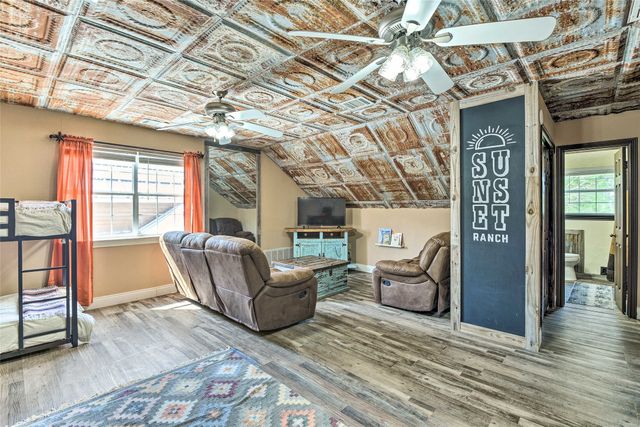 3112 Sunset School Road, Sunset, TX 76270