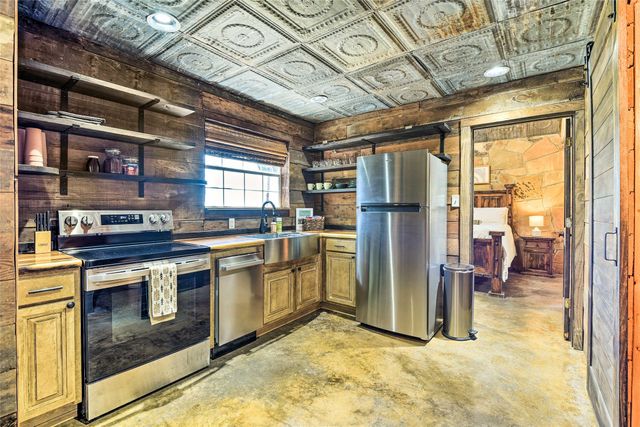 3112 Sunset School Road, Sunset, TX 76270