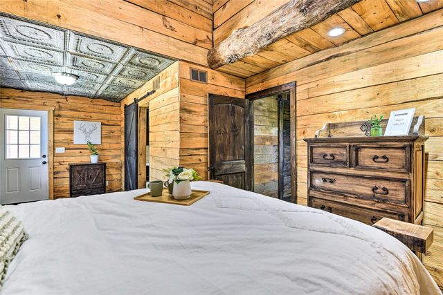 3112 Sunset School Road, Sunset, TX 76270