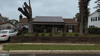 10 ELDERBERRY LN, Willingboro, NJ 08046