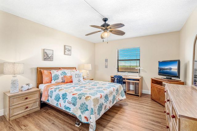 1890 N Atlantic Avenue A804, Cocoa Beach, FL 32931