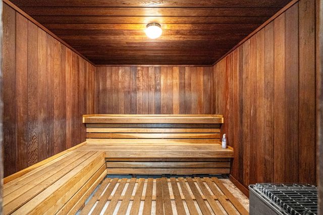 1890 N Atlantic Avenue A804, Cocoa Beach, FL 32931