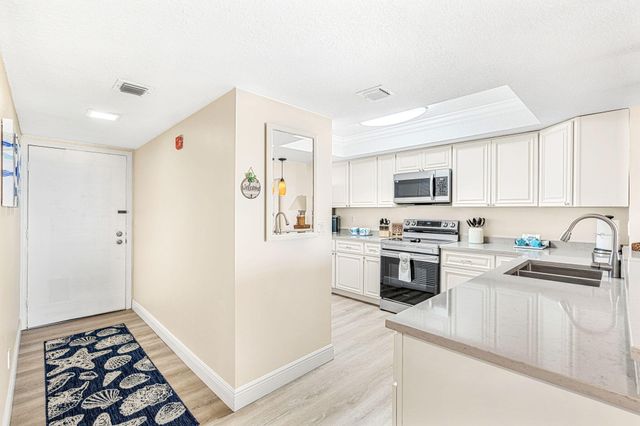 1890 N Atlantic Avenue A804, Cocoa Beach, FL 32931