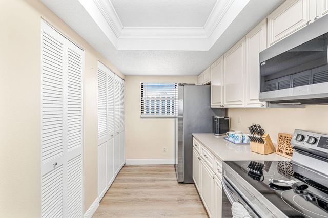 1890 N Atlantic Avenue A804, Cocoa Beach, FL 32931