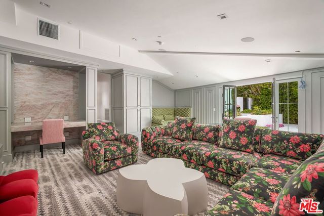 1445 Via Cresta, Pacific Palisades, CA 90272