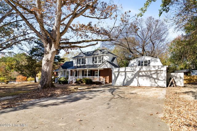 2313 Applebury Lane, Fayetteville, NC 28306