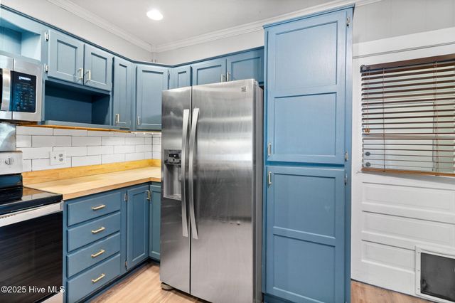 2313 Applebury Lane, Fayetteville, NC 28306