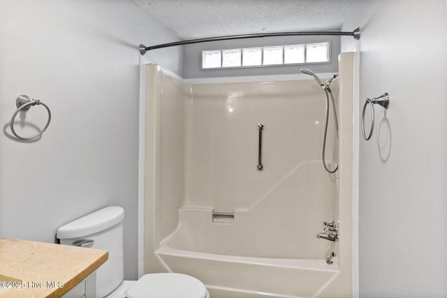 2313 Applebury Lane, Fayetteville, NC 28306