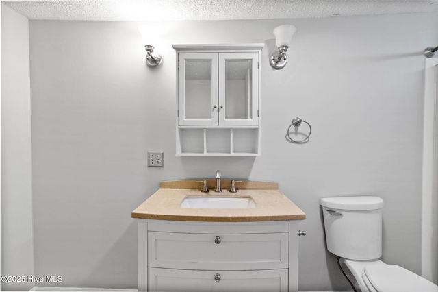 2313 Applebury Lane, Fayetteville, NC 28306