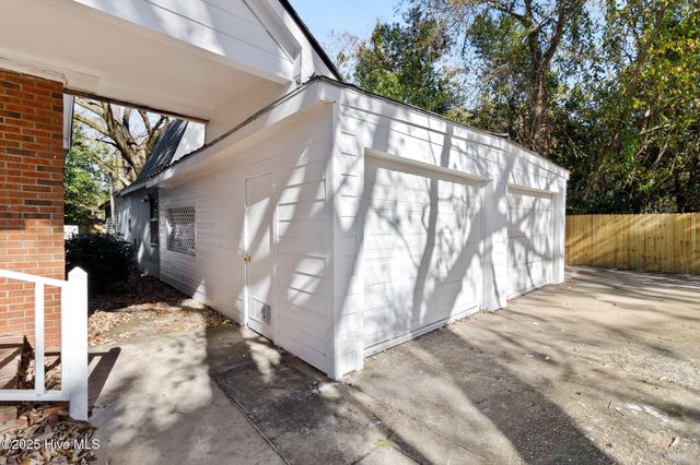 2313 Applebury Lane, Fayetteville, NC 28306