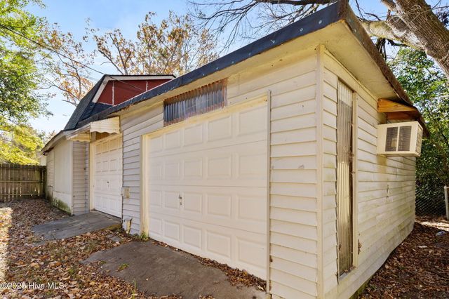 2313 Applebury Lane, Fayetteville, NC 28306