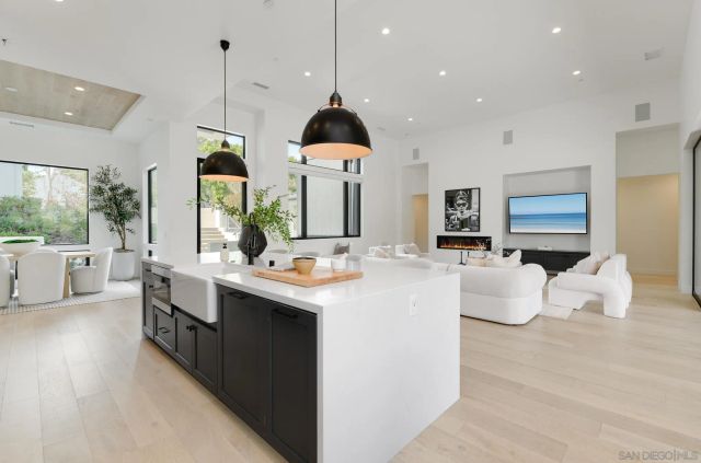 121 Avenida Esperanza, Encinitas, CA 92024