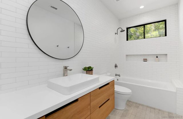 121 Avenida Esperanza, Encinitas, CA 92024