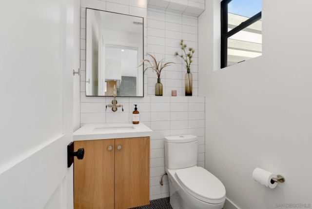 121 Avenida Esperanza, Encinitas, CA 92024