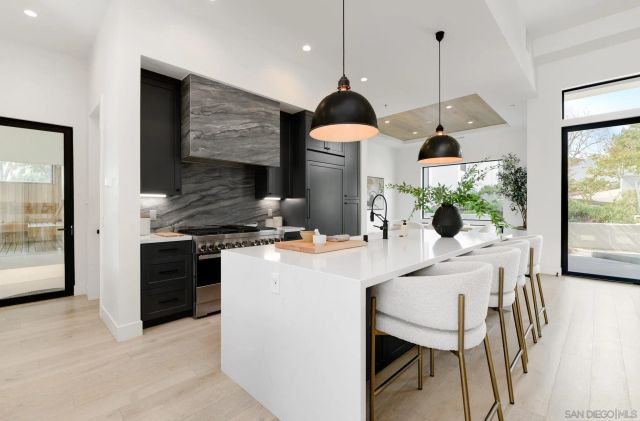 121 Avenida Esperanza, Encinitas, CA 92024