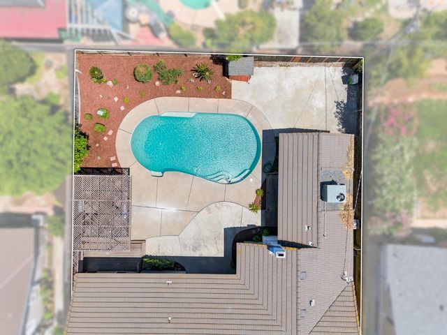 744 W Palo Alto Avenue, Fresno, CA 93704