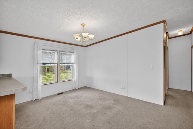 202 N Third Street, Harrodsburg, KY 40330