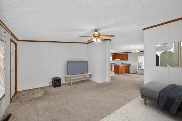 202 N Third Street, Harrodsburg, KY 40330