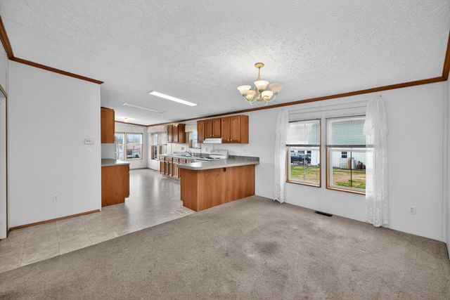 202 N Third Street, Harrodsburg, KY 40330