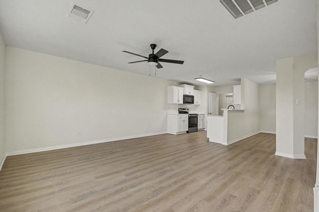 12129 Trawler Place, Texas City, TX 77568