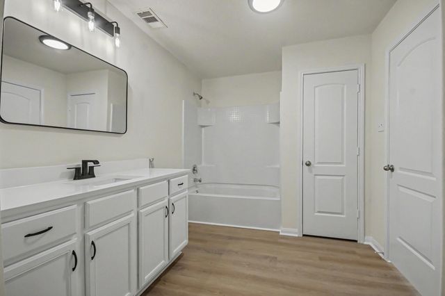 12129 Trawler Place, Texas City, TX 77568