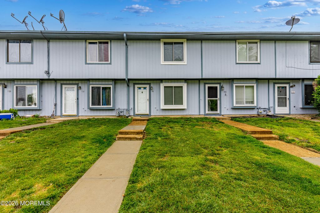 139 Greenwood Loop Road 653, Brick, NJ 08724