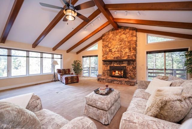 4620 Dio Linda Ct, Pollock Pines, CA 95726