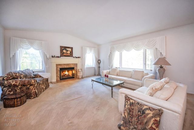 4620 Dio Linda Ct, Pollock Pines, CA 95726