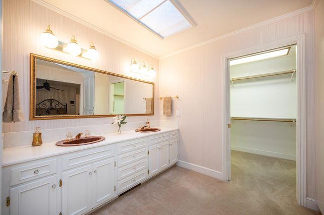 4620 Dio Linda Ct, Pollock Pines, CA 95726