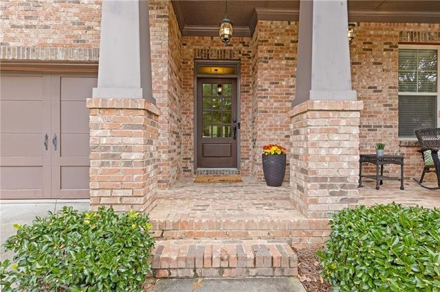 1060 Hargrove Point Way, Alpharetta, GA 30004