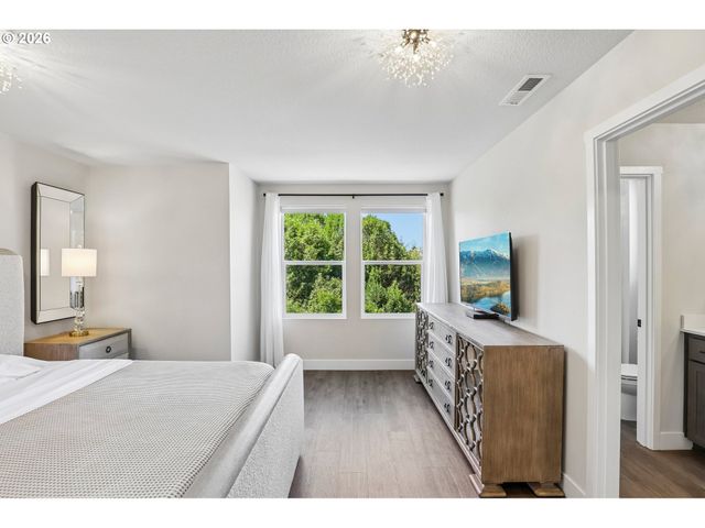922 Nw 175TH Way, Ridgefield, WA 98642
