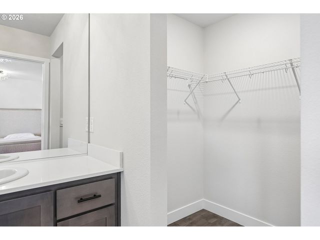 922 Nw 175TH Way, Ridgefield, WA 98642