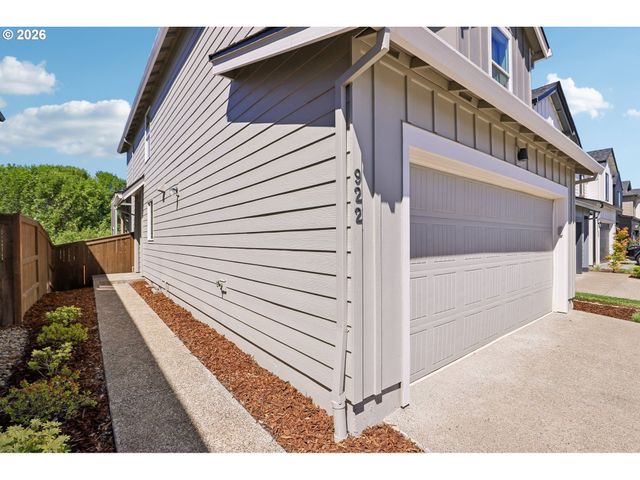 922 Nw 175TH Way, Ridgefield, WA 98642