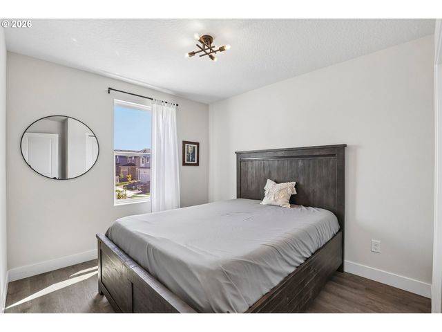 922 Nw 175TH Way, Ridgefield, WA 98642