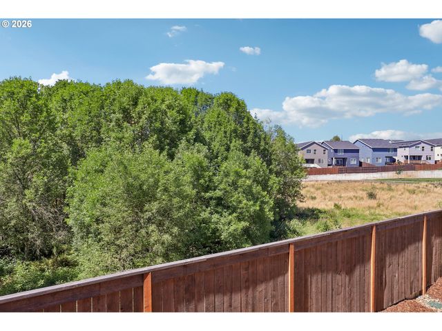922 Nw 175TH Way, Ridgefield, WA 98642