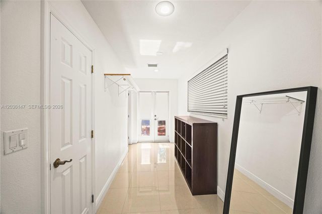 230 NE 5th Ave, Dania Beach, FL 33004