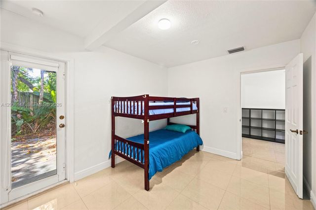 230 NE 5th Ave, Dania Beach, FL 33004