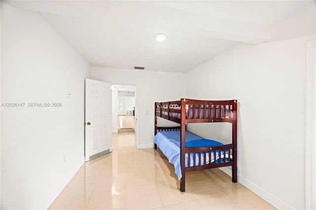 230 NE 5th Ave, Dania Beach, FL 33004